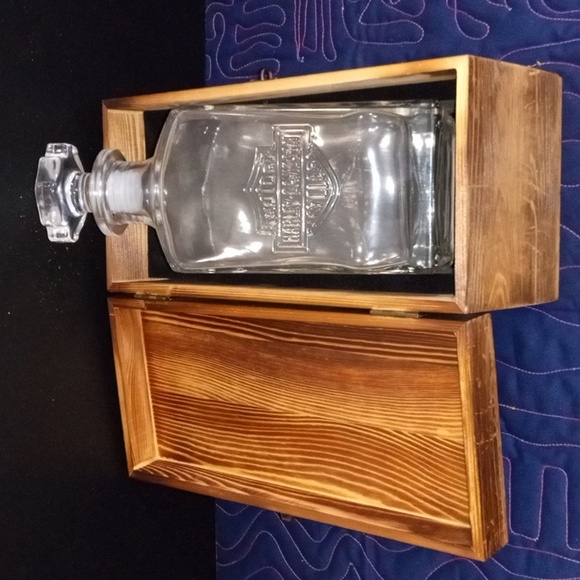 Harley-Davidson Square 32 oz. Decanter w/Bar and Shield Shaped Stopper